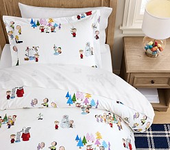Peanuts® Charlie Brown® Holiday Organic Duvet Cover & Shams