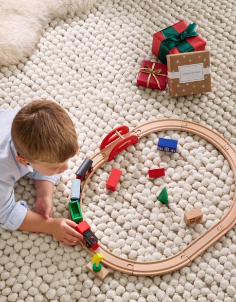 Trains &amp; Vehicles