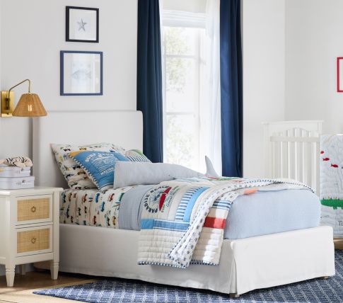 Retro Surf Boys Bedroom