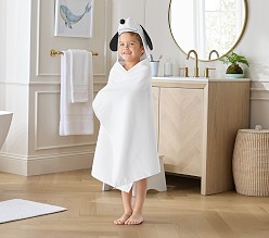 Peanuts® Snoopy® Kid Hooded Towel