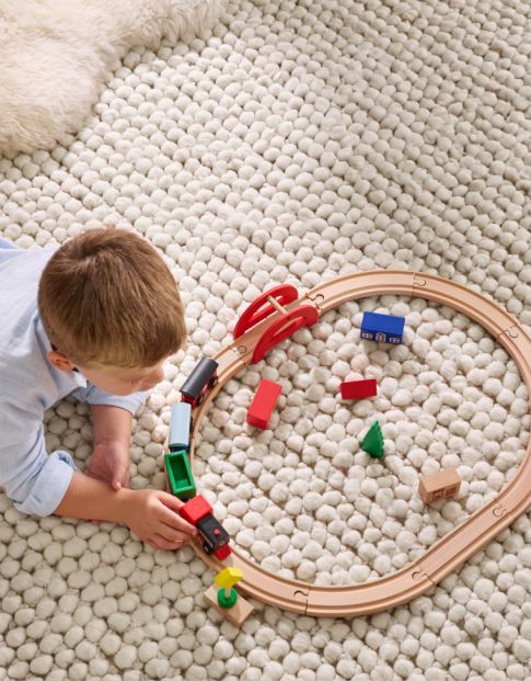 Trains &amp; Vehicles