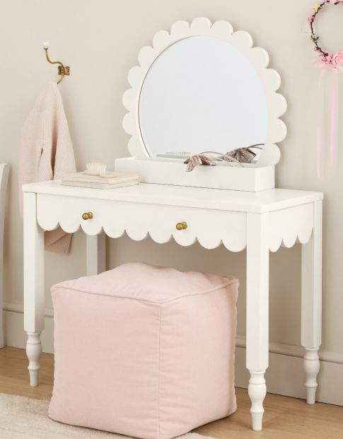 Vanities &amp; Dress Up