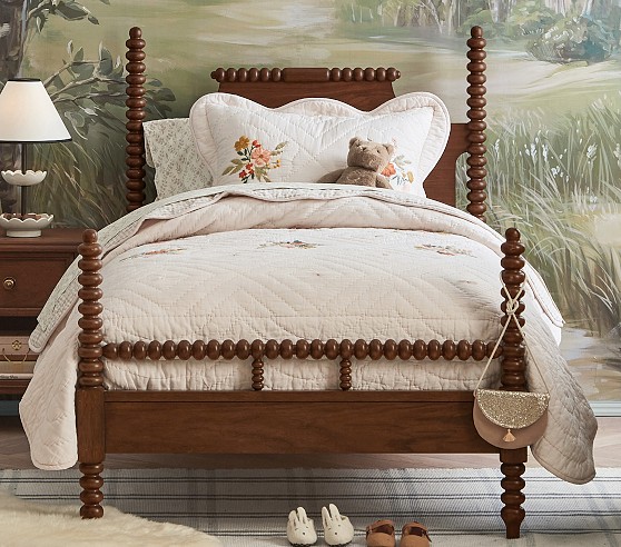 Pottery Barnベッドキルト Chris Loves Julia Turned Wood Bed | Pottery Barn Kids