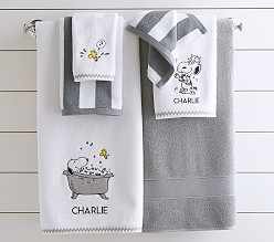 Peanuts<sup>&reg;</sup> Snoopy<sup>&reg;</sup> Bath Towels