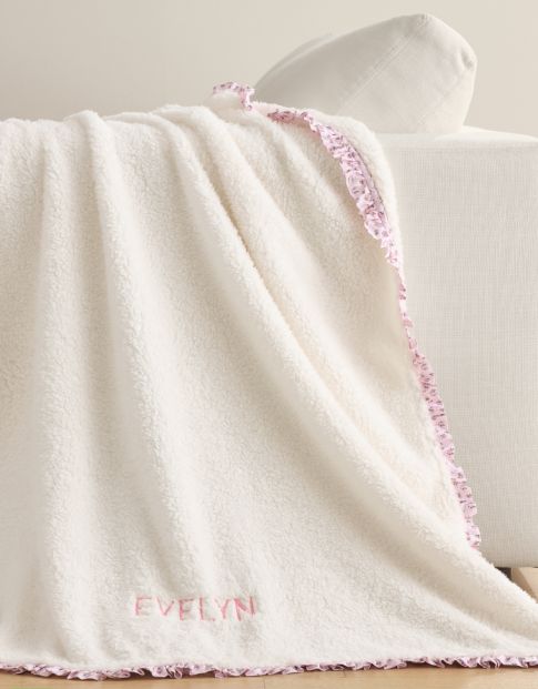Blankets &amp; Throws