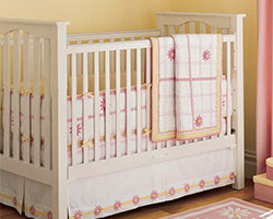 Kendall Drop-Side Crib