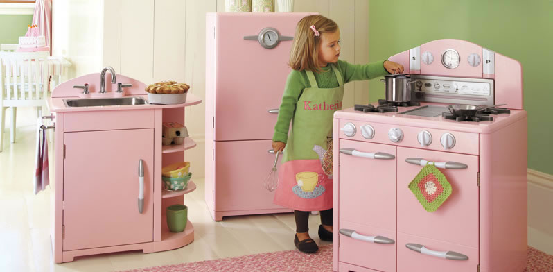 Play & Outdoor Furniture Assembly Instructions