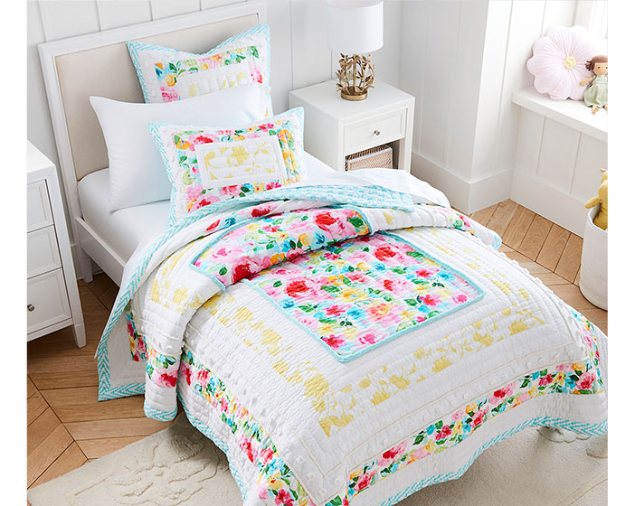 All in the details, floral BCI cotton quilt