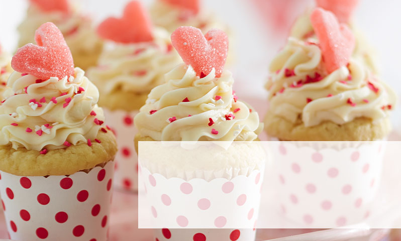 Vanilla Cupcakes with Hearts