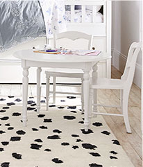 Finley Play Table