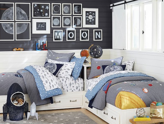 Black themed kids room