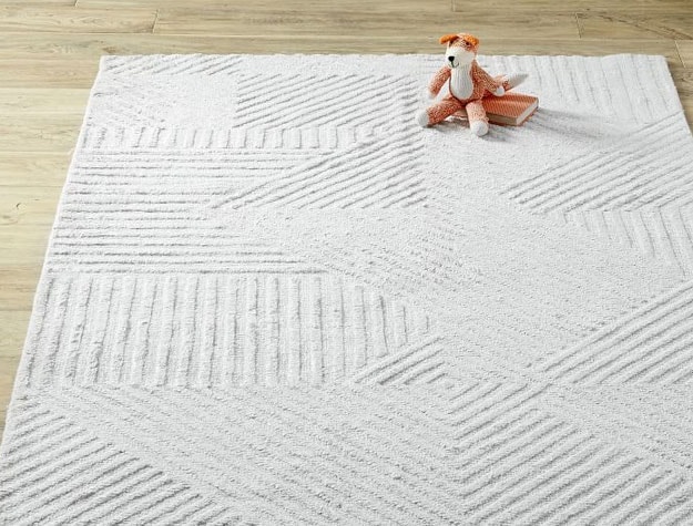 white patterned rug