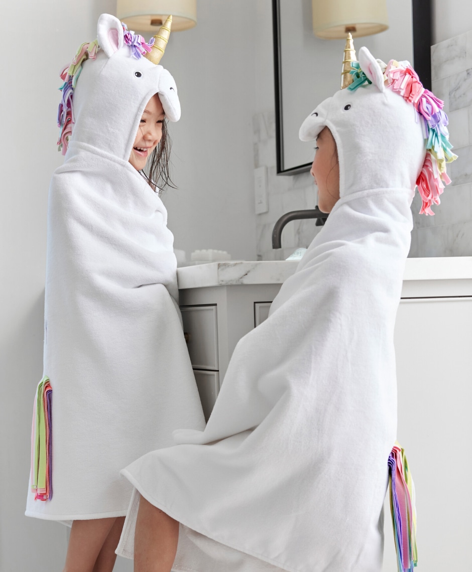 Unicorn Kid Hooded Towel