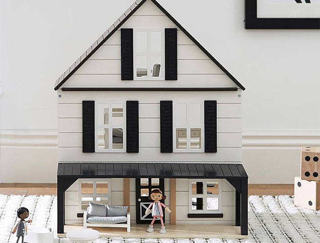 Glenview Dollhouse.