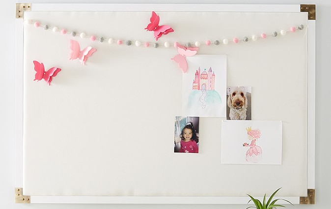White campaign pinboard