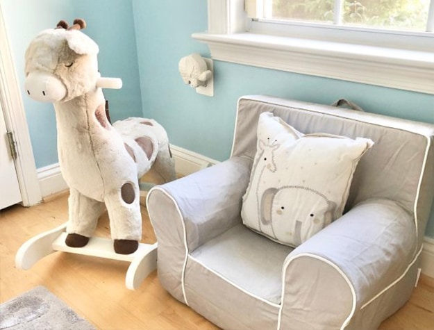Gray kids chair with giraffe rocker