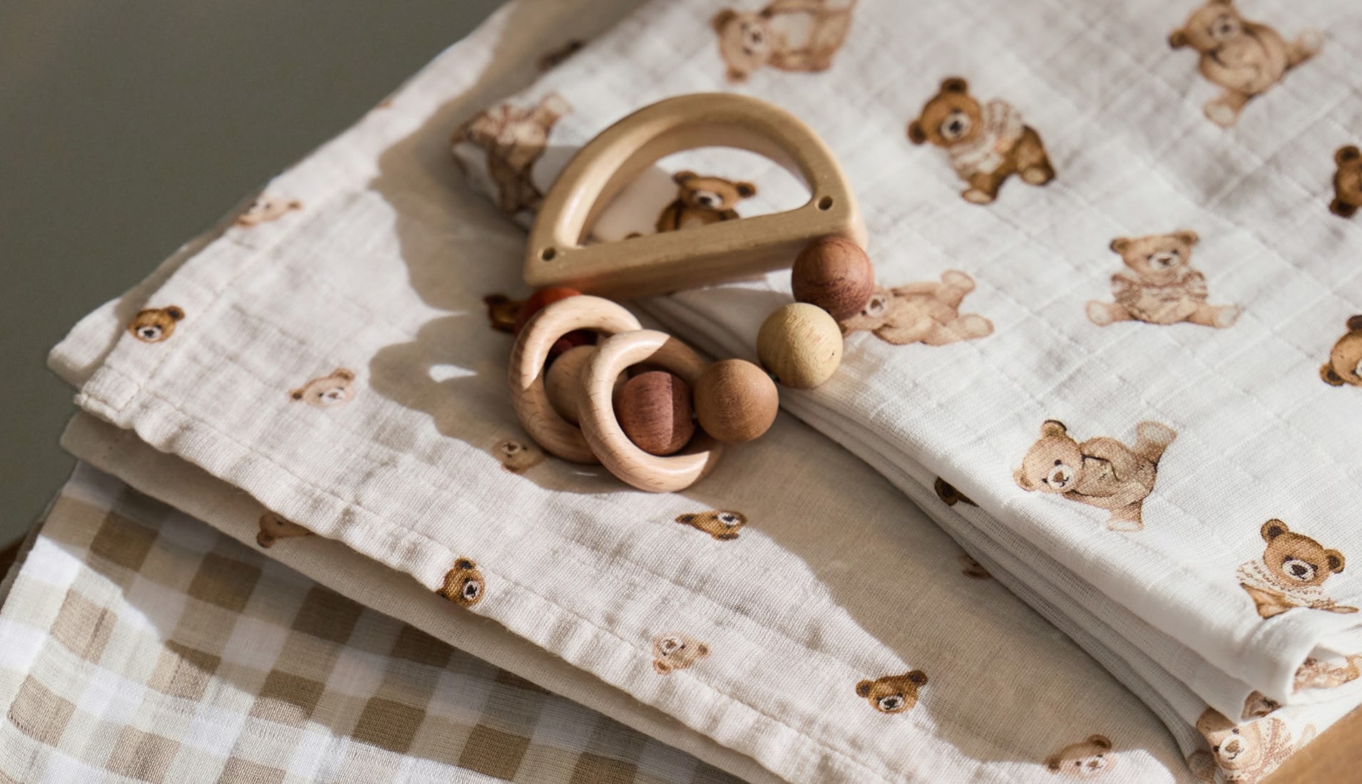 Swaddles