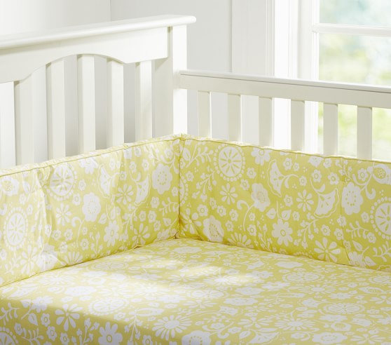 yellow crib bumper