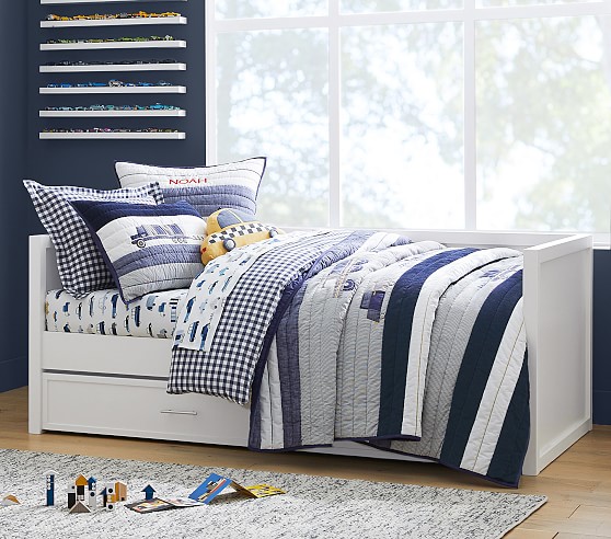 pottery barn kids daybed