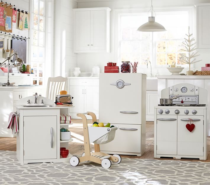 white retro play kitchen
