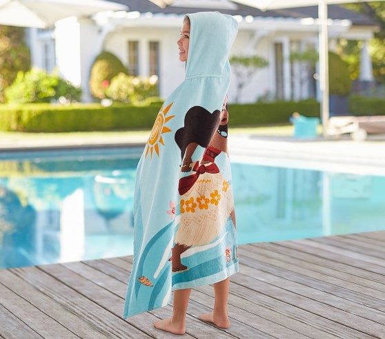 moana hooded towel
