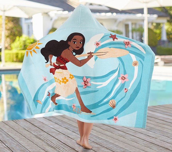 moana hooded towel
