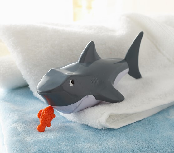 wind up shark bath toy