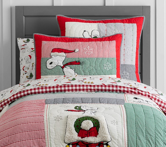 Peanuts® Holiday Kids' Comforter Set Pottery Barn Kids