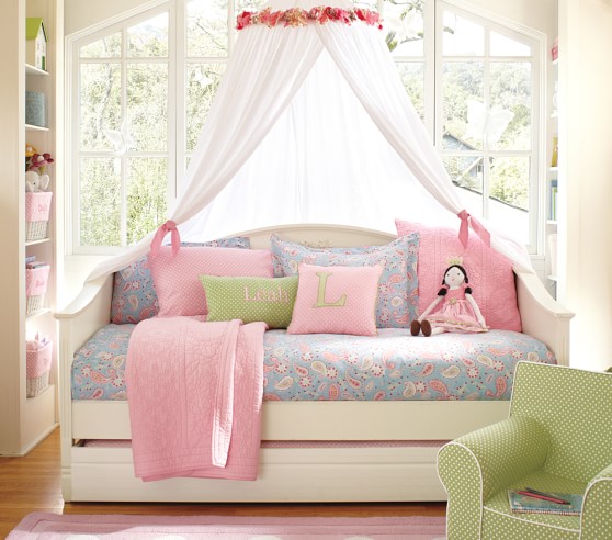 pottery barn kids daybed