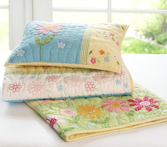 Green Daisy Garden Toddler Comforter Bedding Pottery Barn Kids Green Daisy Garden Toddler Comforter, Daisy Garden Quilted Bedding Pottery Barn