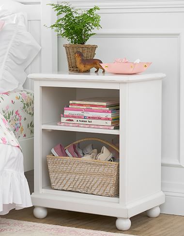 Nightstands & Accent Tables