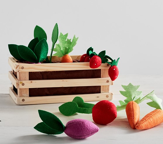 Pretend Play Pick Your Own Fruit Garden Kit New Includes Garden Box Felt Fruit 