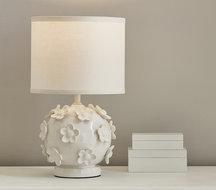 white flower table lamp