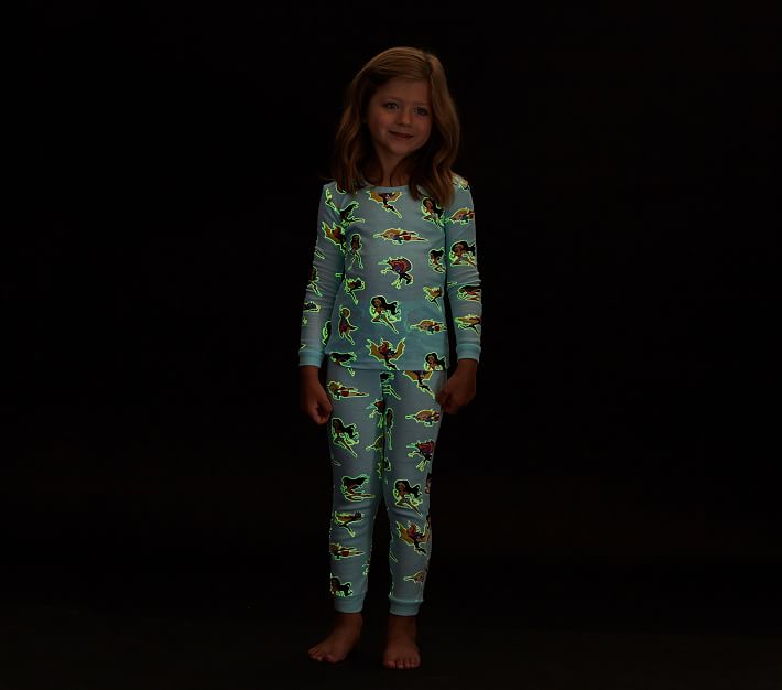 Verdragen Aanbod 945 Glow-in-the-Dark Supergirl Tight Fit Kids Pajamas | Pottery Barn Kids