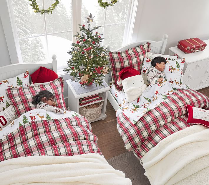 Organic Merry Santa Kids Sheets | Christmas Bedding | Pottery Barn Kids