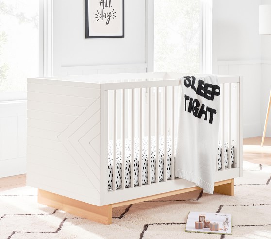 Cora Convertible Crib