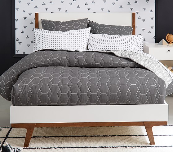 west elm x pbt Timo Corner Upholstered Bed, Teen Bed