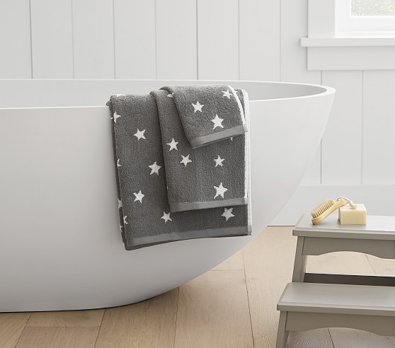 https://assets.pkimgs.com/pkimgs/rk/images/dp/wcm/202334/0055/starry-skies-quick-dry-towel-collection-c.jpg