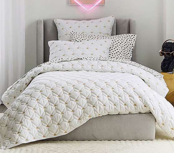 west elm x pbt Timo Corner Upholstered Bed, Teen Bed