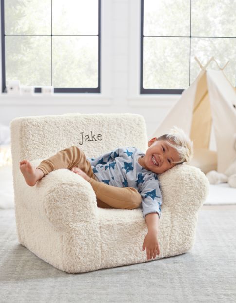 Pottery Barn Kids - Need a lot of inspiration for your little's room? 💡  Click below to download a coupon from our friends at @SherwinWilliams!  Click here