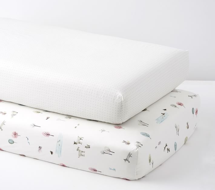 https://assets.pkimgs.com/pkimgs/rk/images/dp/wcm/202344/0008/dakota-sweet-dot-organic-crib-fitted-sheet-bundle-set-of-2-o.jpg