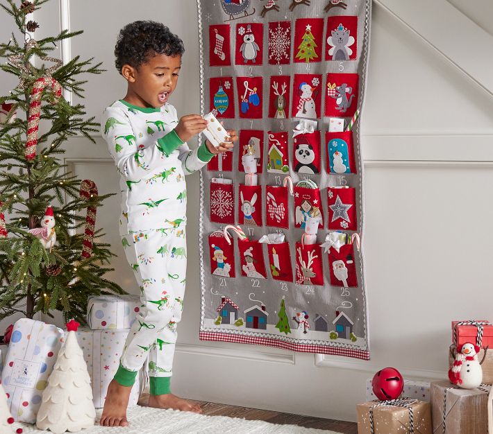 Sara's Prints 2pc Christmas Dino Pajamas main image 0