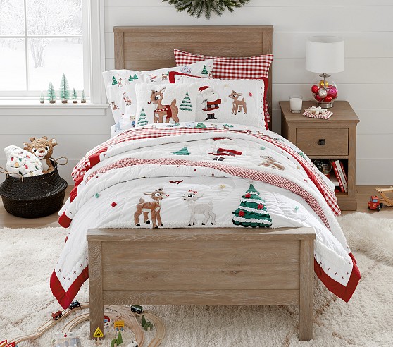 Dr. Seuss's The Grinch™ & Max™ Comforter & Shams | Pottery Barn Kids