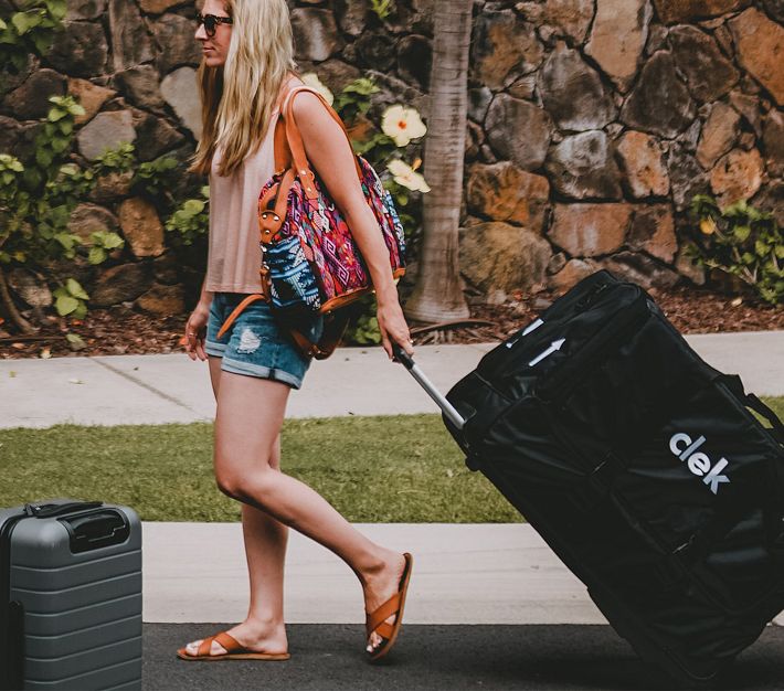 Clek® Weelee Universal Car Seat Travel Bag Pottery Barn Kids