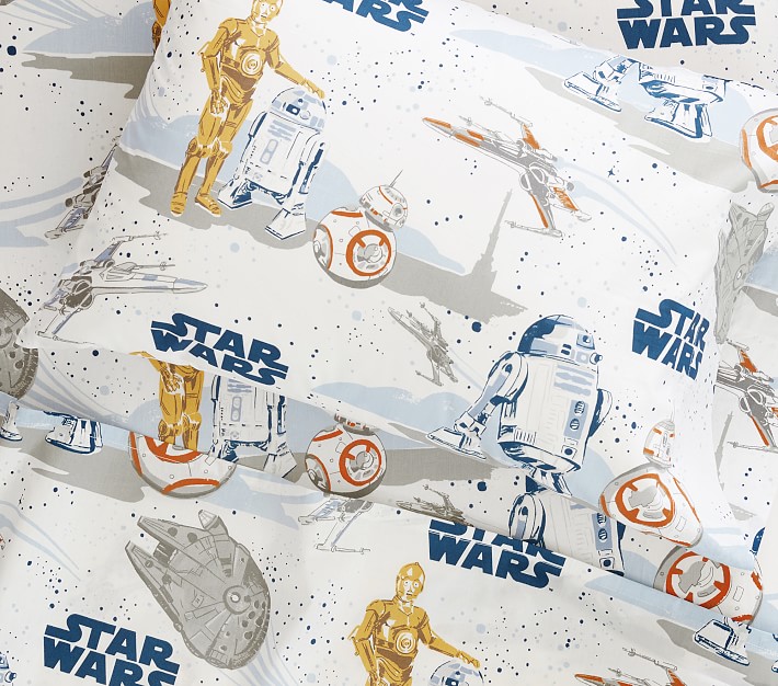 <em>Star Wars</em>&#8482; Droid&#8482; Organic Toddler Sheet Set & Pillowcase