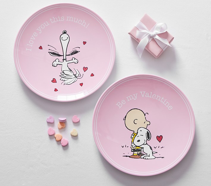Peanuts&#174; Valentine's Day Plates