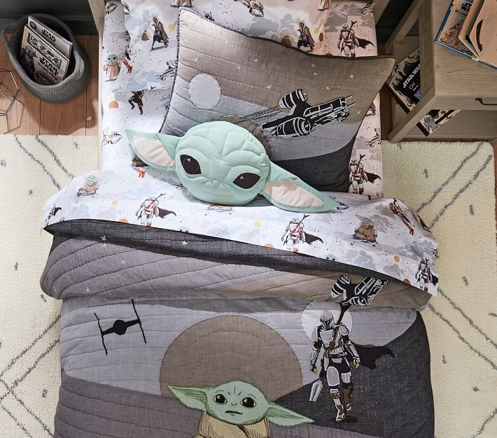 Star Wars™ The Mandalorian™ Quilt & Shams