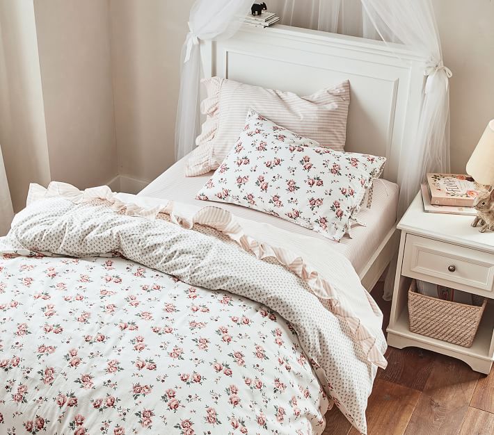 Emily & Meritt Reversible Floral Duvet Cover & Shams