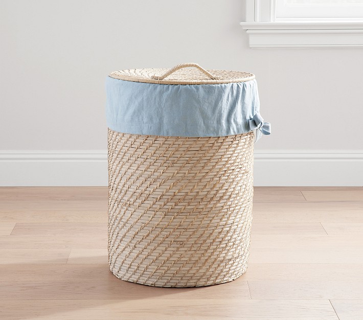 Laundry hamper outlet liner