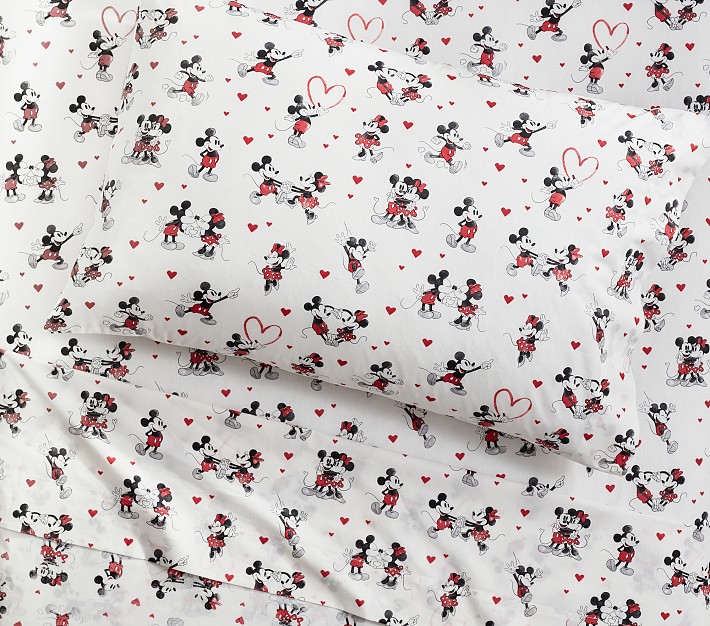 Disney Mickey Mouse Valentine's Organic Sheet Set &amp; Pillowcases